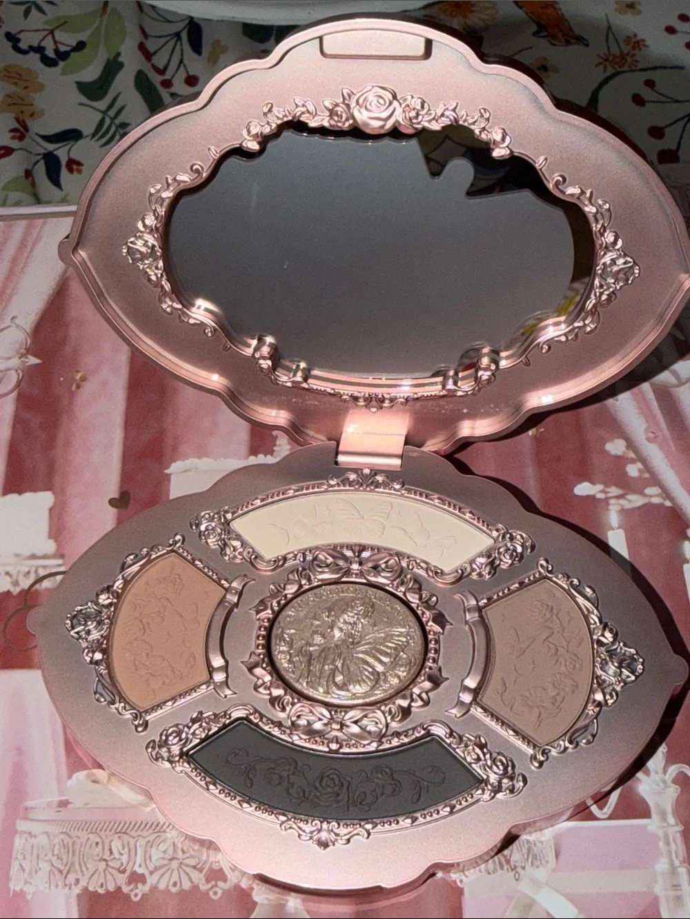Flower Knows Eyeshadow